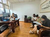 深学细悟，凝心聚力