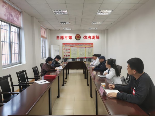 （会议现场照片）