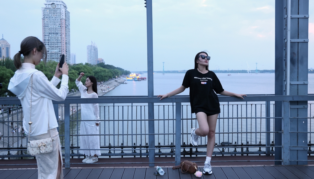 784028_a4463202-ca8c-40b3-b12c-a65dc4270119