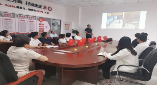 瑞众保险潍坊中支开展消防安全培训及应急演练活动